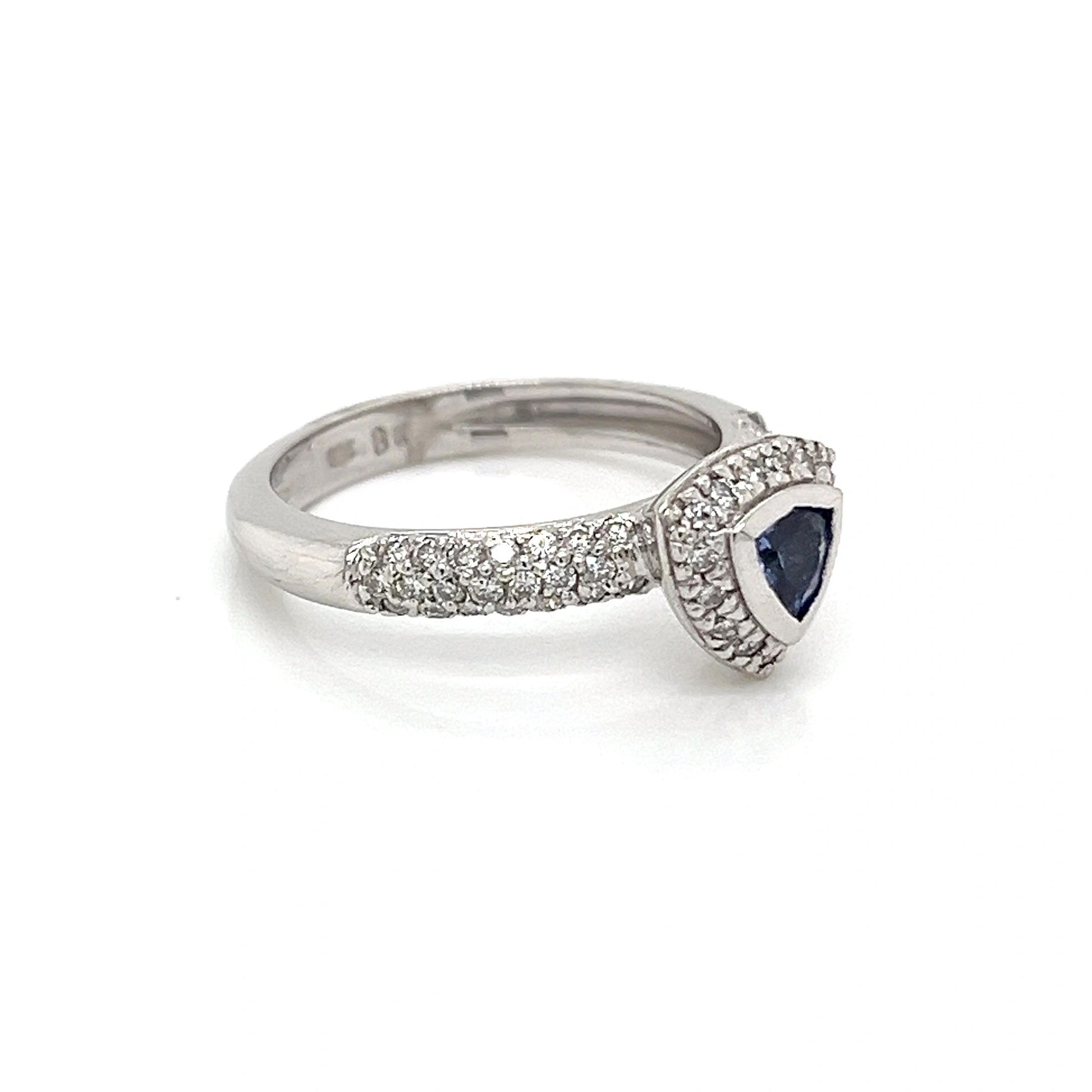 18K White Gold Tanzanite and Diamond Ring