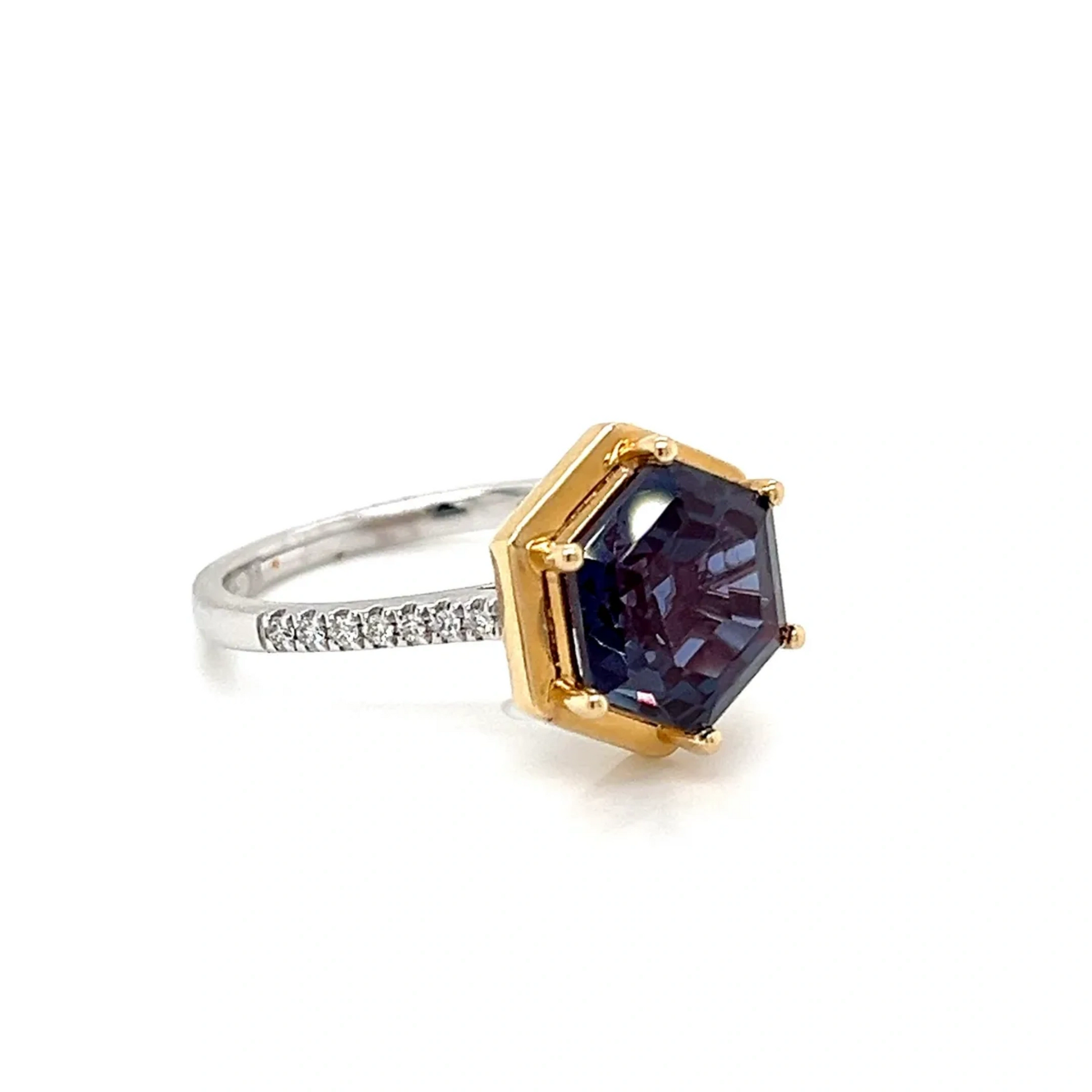 4.14 Carat Alexandrite with .08ctw Diamond set 14k gold Ring